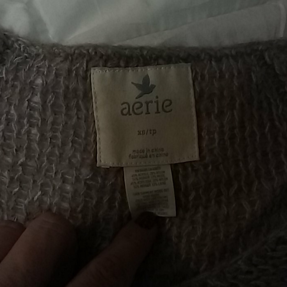 Sweater - Picture 4 of 4